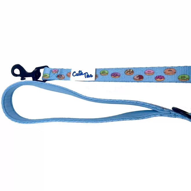 Add a splash of fun to every walk with the Cutie Ties Fun Design Dog Leash. Crafted for comfort and playful style, this leash turns strolls into joyful adventures. Durable yet lightweight, it keeps your furry friend secure while showing off their personality with colorful, lively patterns. Make every outing a little more exciting and a lot more adorable!